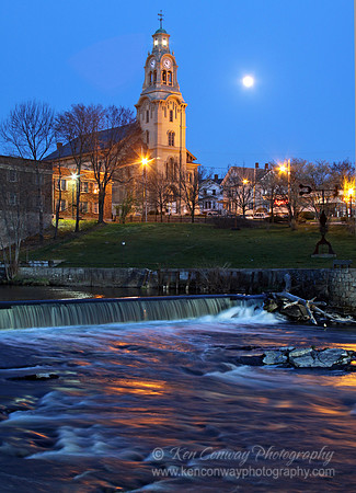 Pawtucket Fullmoon