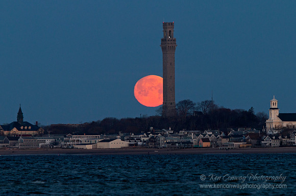 Fullmoon at Pilgrim Monument